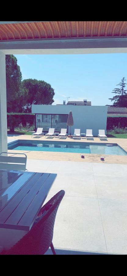 Magnifique Studio Avec Piscine Arles Exteriér fotografie